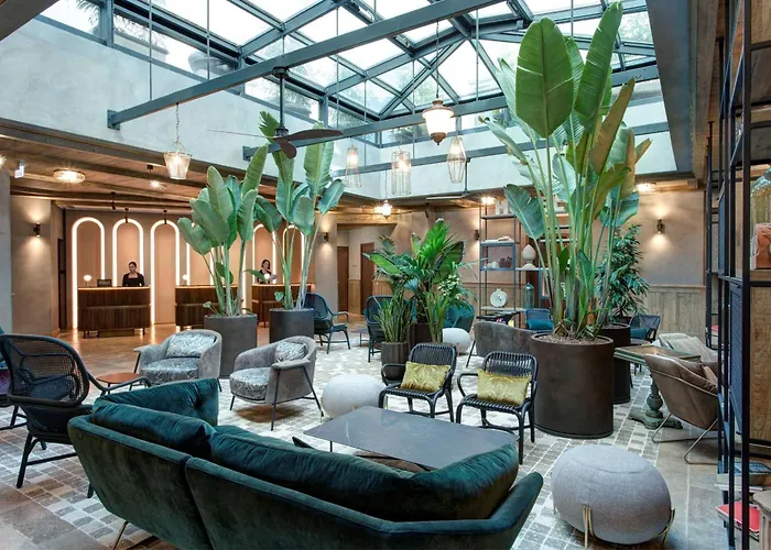 Doubletree By Hilton Rome Monti